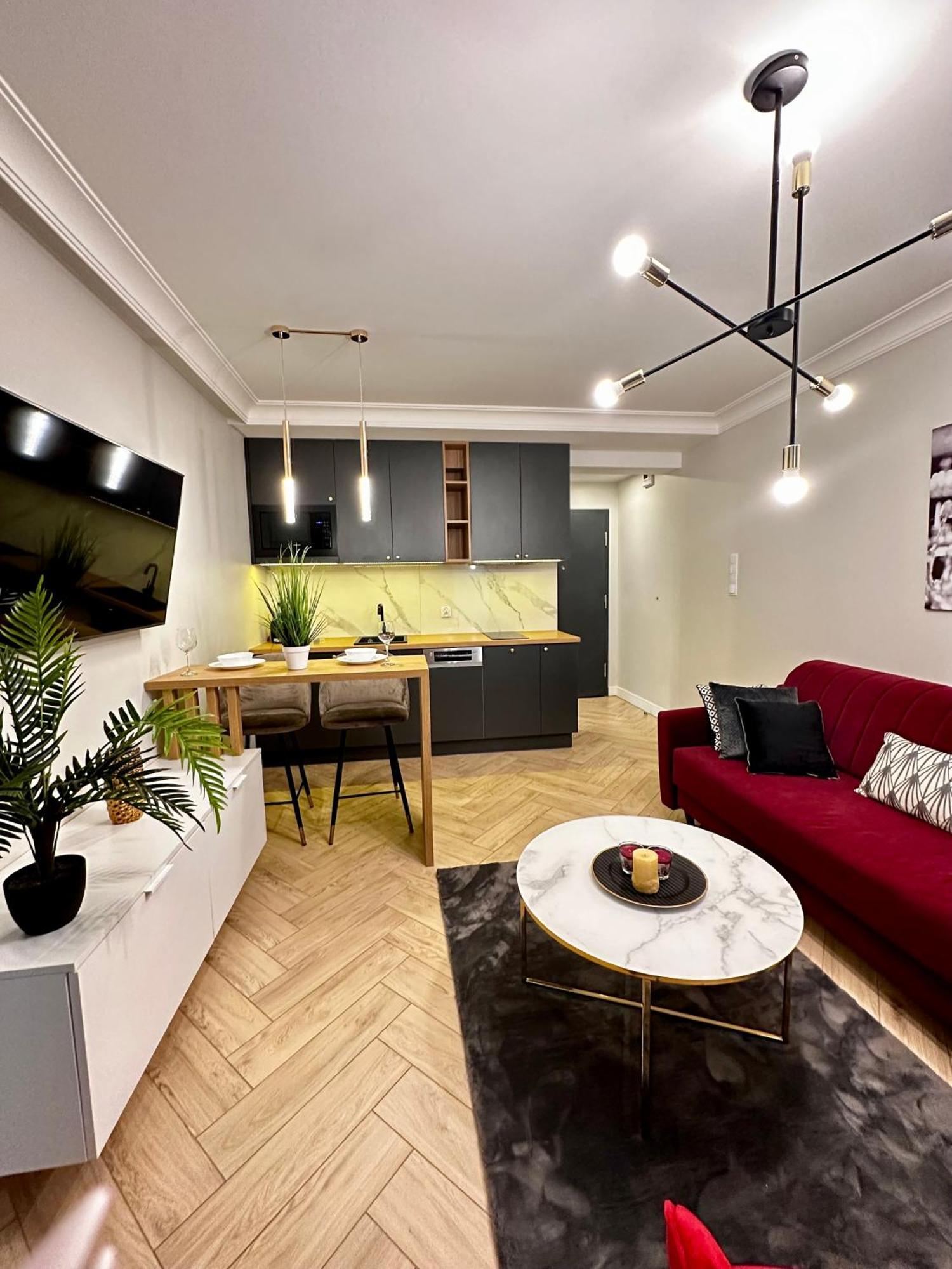 Apartamenty Kielce- Klonowa Nad Zalewem, 1-14 Osob, Faktura, Parking, Centrum エクステリア 写真