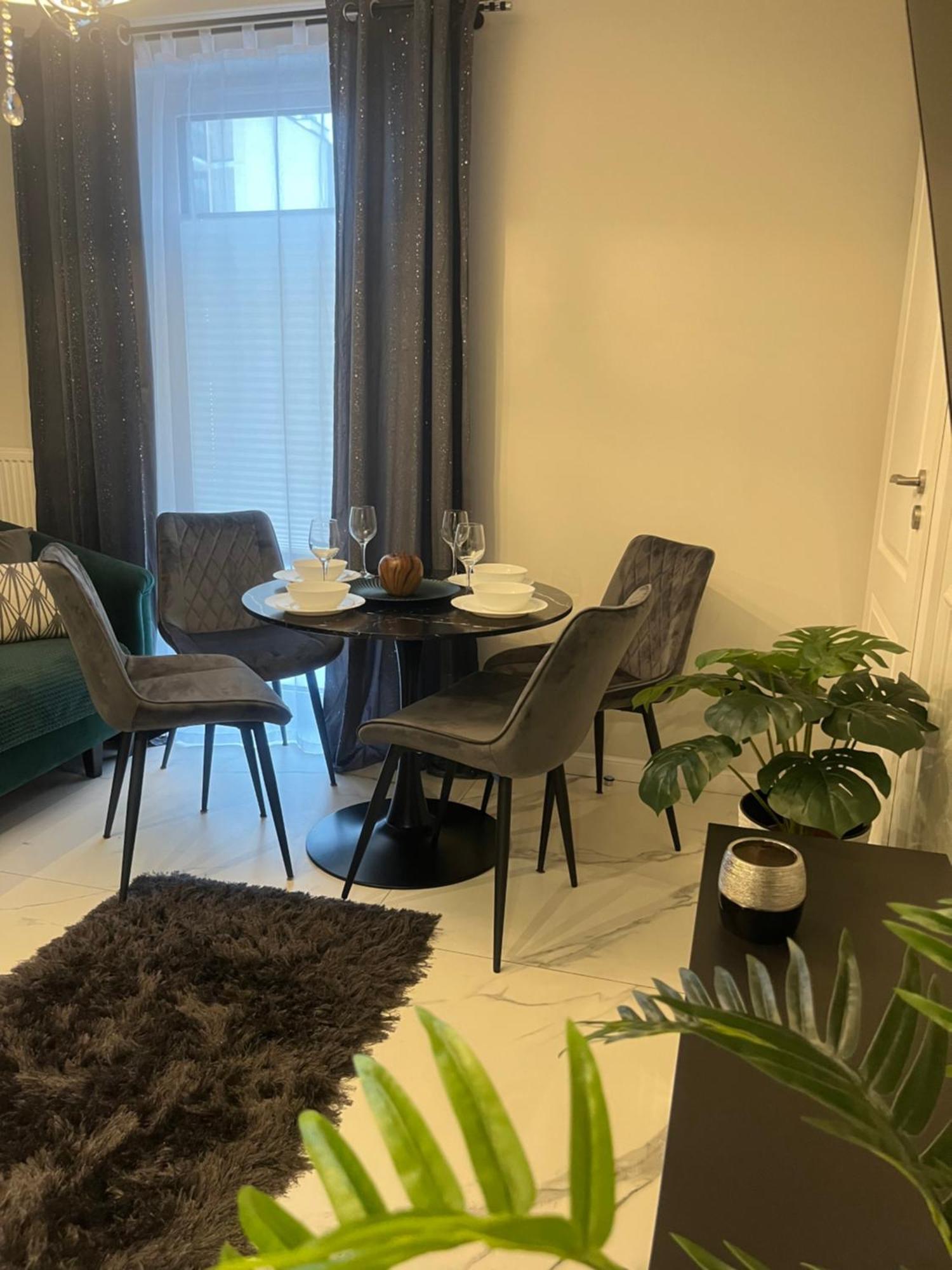 Apartamenty Kielce- Klonowa Nad Zalewem, 1-14 Osob, Faktura, Parking, Centrum エクステリア 写真